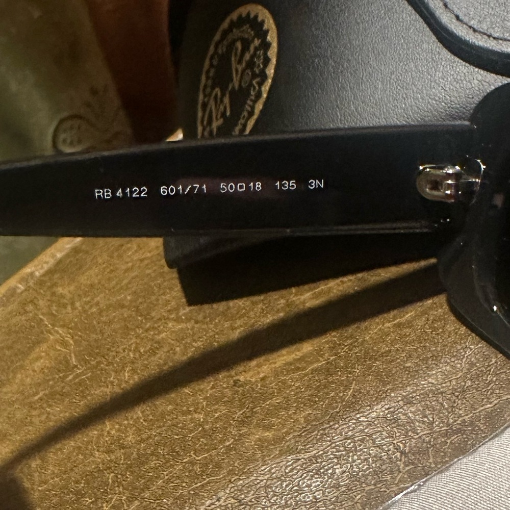 NEW Rectangular black Ray-ban Sunglasses. NWT - image 8